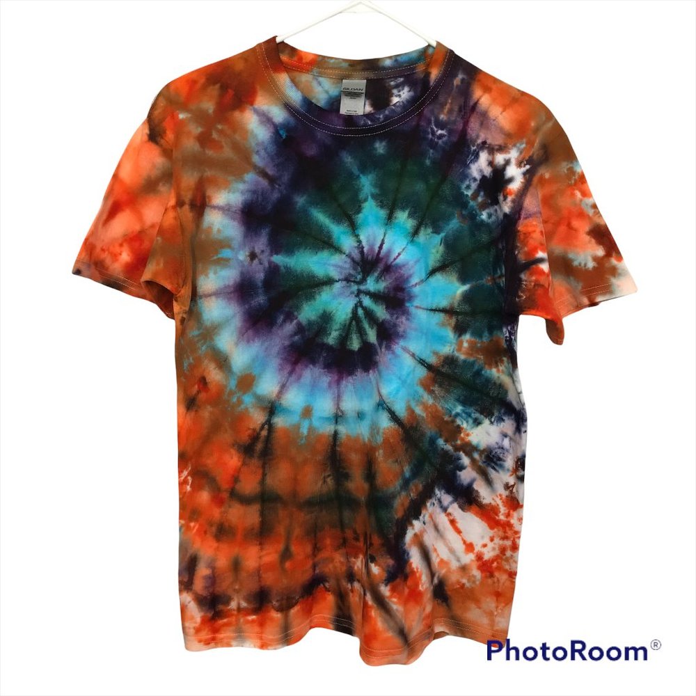 New KIDS Tie-Dye T-Shirt | X-Large